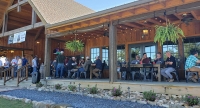 Lunch-seating-Crop